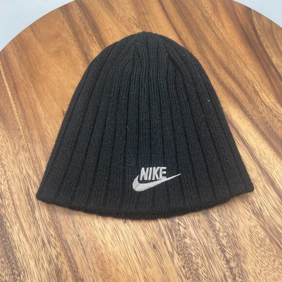 NIKE Swoosh Black Gray Hat Beanie Reversable Comfort Casual - Picture 1 of 3